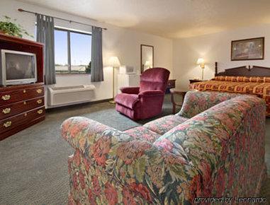 Super 8 By Wyndham Crystal Lake Kamer foto